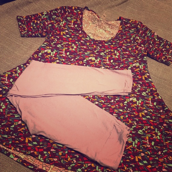 LuLaRoe Other - Xxs perfect T and OS leggings set